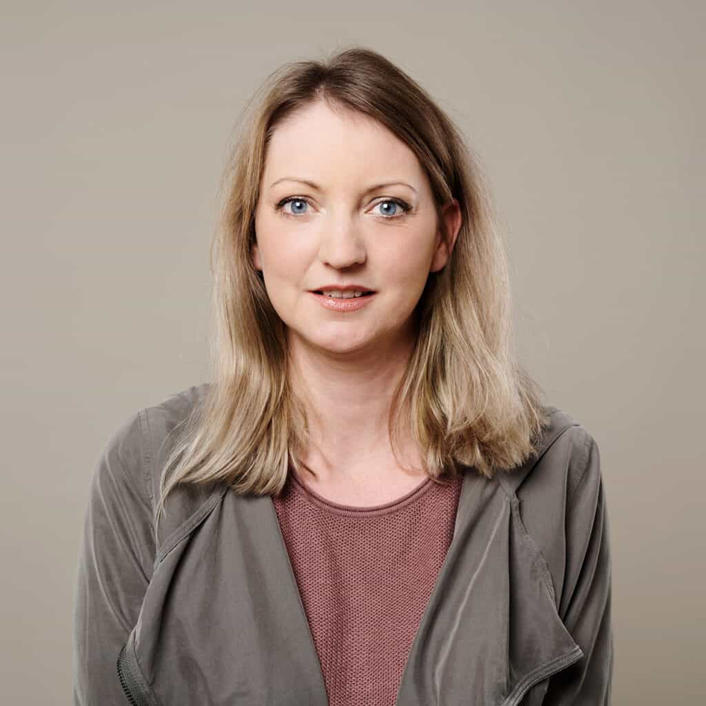 Hebamme Theresa Henke